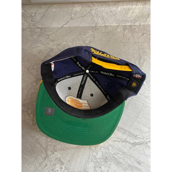 Indiana Pacers Mitchell & Ness NBA Basketball Snapback Hat - Picture 6 of 9
